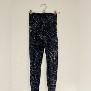 SAGE Collective Marbled Leggings